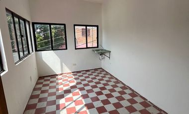 DEPARTAMENTO EN RENTA CON LOCAL EN PLANTA BAJA