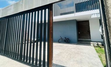 ESTRENA HERMOSA CASA EN PASEO SOLARES