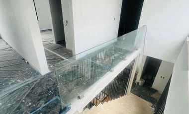 ESTRENA HERMOSA CASA EN PASEO SOLARES