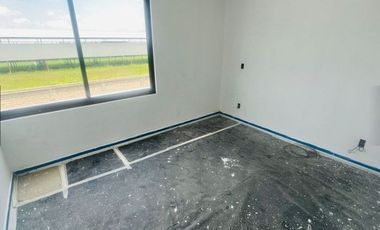 ESTRENA HERMOSA CASA EN PASEO SOLARES