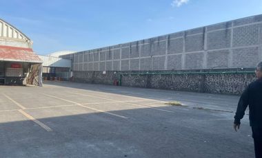 !Oportunidad Única! Local Comercial de 7,000 m² en Avenida Tezontle