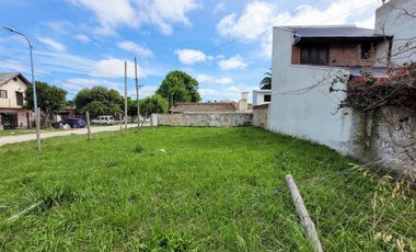 Lote en Caisamar - Todos los servicios