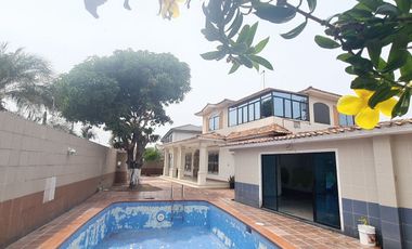 VENTA DE CASA ESQUINERA TORNERO III (VM)