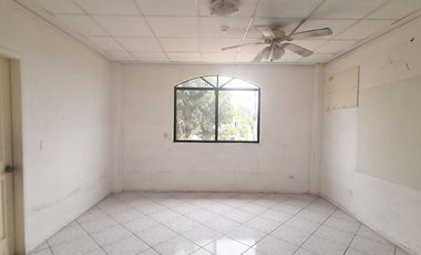 VENTA DE CASA ESQUINERA TORNERO III (VM)