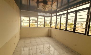 VENTA DE CASA ESQUINERA TORNERO III (VM)