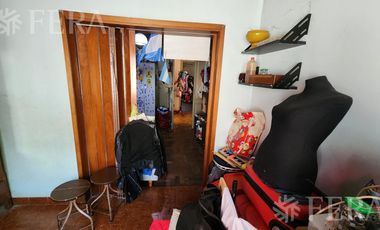 Venta de casa 4 ambientes con cochera en Wilde