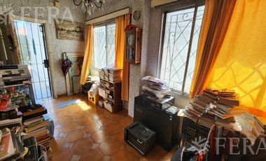 Venta de casa 4 ambientes con cochera en Wilde