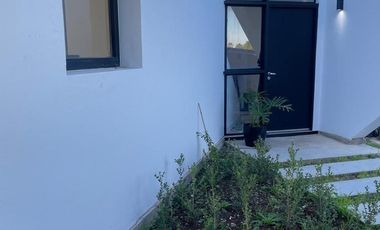 Venta/Permuta Casa Diseño Minimalista La Carolina Golf Country Barrio Cerrado
