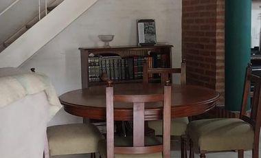 Casa en venta - 3 Dormitorios 2 Baños - Cochera - 800Mts2 - Tristán Suárez