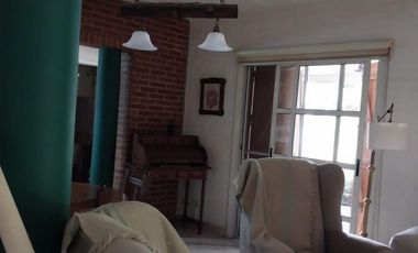 Casa en venta - 3 Dormitorios 2 Baños - Cochera - 800Mts2 - Tristán Suárez
