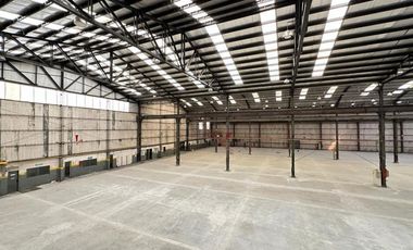 Galpón - Depósito de 4000 m2. en  Parque Patricios - ALQUILER