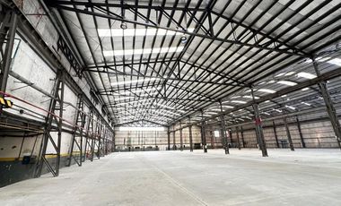 Galpón - Depósito de 4000 m2. en  Parque Patricios - ALQUILER