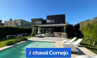 Venta| Casa al agua de 4 ambientes en Barrio San Marcos | Villanueva