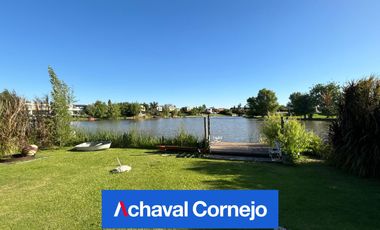 Venta| Casa al agua de 4 ambientes en Barrio San Marcos | Villanueva