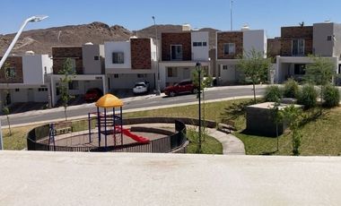CASA EN RENTA EN TRACIA