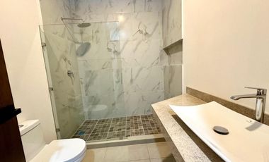 CASA EN VENTA AL NORTE DE MÉRIDA, PARQUE NATURA ENTREGA INMEDIATA