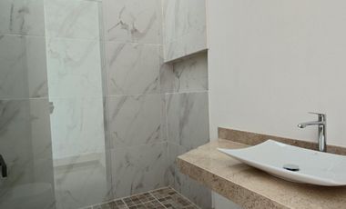 CASA EN VENTA AL NORTE DE MÉRIDA, PARQUE NATURA ENTREGA INMEDIATA