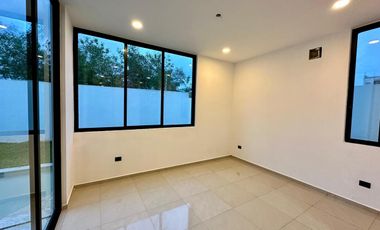 VENTA DE CASA EQUIPADA AL NORTE DE MÉRIDA, PARQUE NATURA ENTREGA INMEDIATA