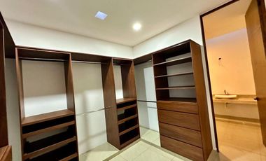 CASA EN VENTA AL NORTE DE MÉRIDA, PARQUE NATURA ENTREGA INMEDIATA