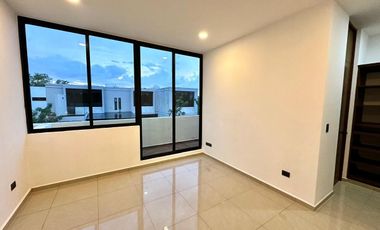 CASA EN VENTA AL NORTE DE MÉRIDA, PARQUE NATURA ENTREGA INMEDIATA