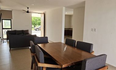 Casa en Venta 3 Recámaras con Paneles solares en Dzityá, Mérida