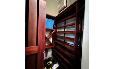 VENTA CASA 2 PISOS EN LOMA ALEGRE ALTOS DEL GOLF