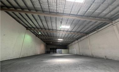 ALQUILER DE GALERAS ENTRADA COSTA DEL ESTE PARQUE INDUSTRIAL.