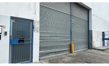 ALQUILER DE GALERAS ENTRADA COSTA DEL ESTE PARQUE INDUSTRIAL.