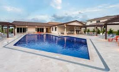 BOSQUES DEL PACIFICO | SE ALQUILA |TOWNHOME | 3 REC | 2.5 B | 2 P | LB