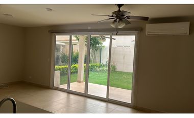 BOSQUES DEL PACIFICO | SE ALQUILA |TOWNHOME | 3 REC | 2.5 B | 2 P | LB