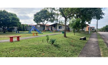 COD02 Casa en Venta en Santa Isabel, Pacora (localizada en esquina)