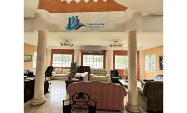 VENTA DE CASA EN URBANIZACIÓN LA PERLA