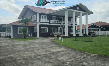VENTA DE CASA EN URBANIZACIÓN LA PERLA