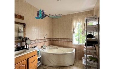 VENTA DE CASA EN URBANIZACIÓN LA PERLA