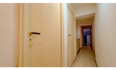 Chalet de estilo ingles. Zona Güemes residencial.