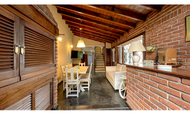 Chalet de estilo ingles. Zona Güemes residencial.