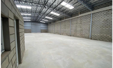 Galpón a estrenar en la ciudad de Balcarce. Unico.