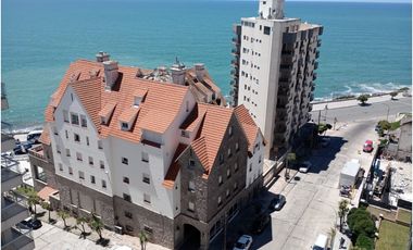TEMP. 24/25 DEPARTAMENTO DE 3 AMBIENTES CON PLENA VISTA AL MAR