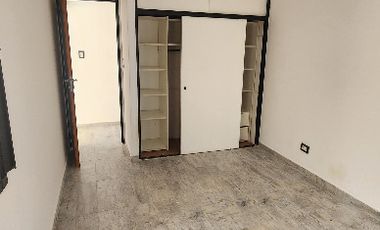 Departamento Tipo Casa en venta en Lanus Oeste