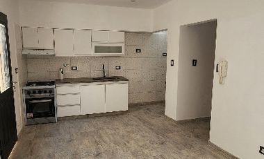 Departamento Tipo Casa en venta en Lanus Oeste