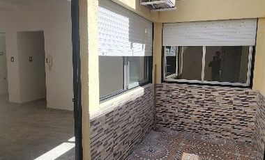 Departamento Tipo Casa en venta en Lanus Oeste