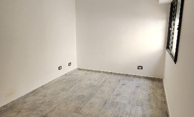 Departamento Tipo Casa en venta en Lanus Oeste