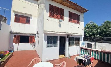 Chalet en venta en Bernal Oeste