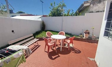 Chalet en venta en Bernal Oeste