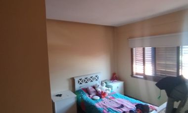 Chalet en venta en Bernal Oeste