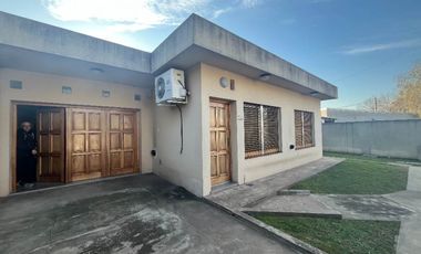 Casa en venta en Villa España