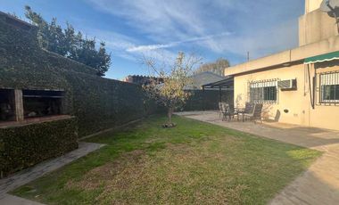 Casa en venta en Villa España