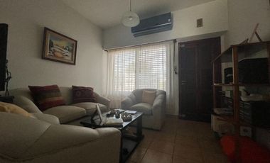 Casa en venta en Villa España