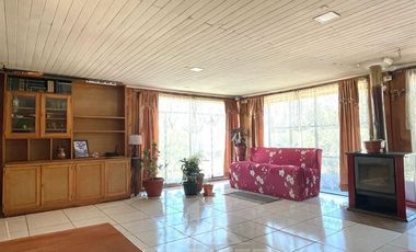 Casa en Arriendo en COD37271 REBAJADA!!! Centro de Cunco, tremendo potencial comercial !!!