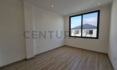 Venta Casa de Estreno en Isla Celeste, Samborondón